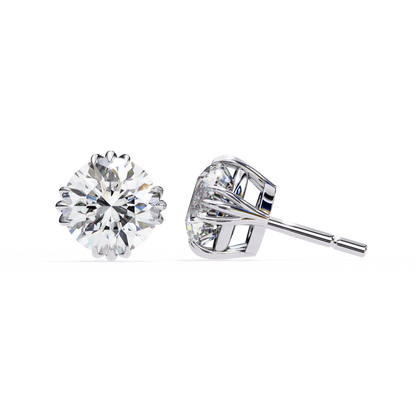 Classic Diamond Stud Earrings with Prong Setting – Timeless Elegance
