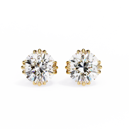 Classic Diamond Stud Earrings with Prong Setting – Timeless Elegance